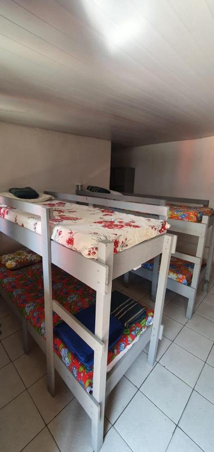 Man Cave Hostel 贝洛哈里桑塔 外观 照片
